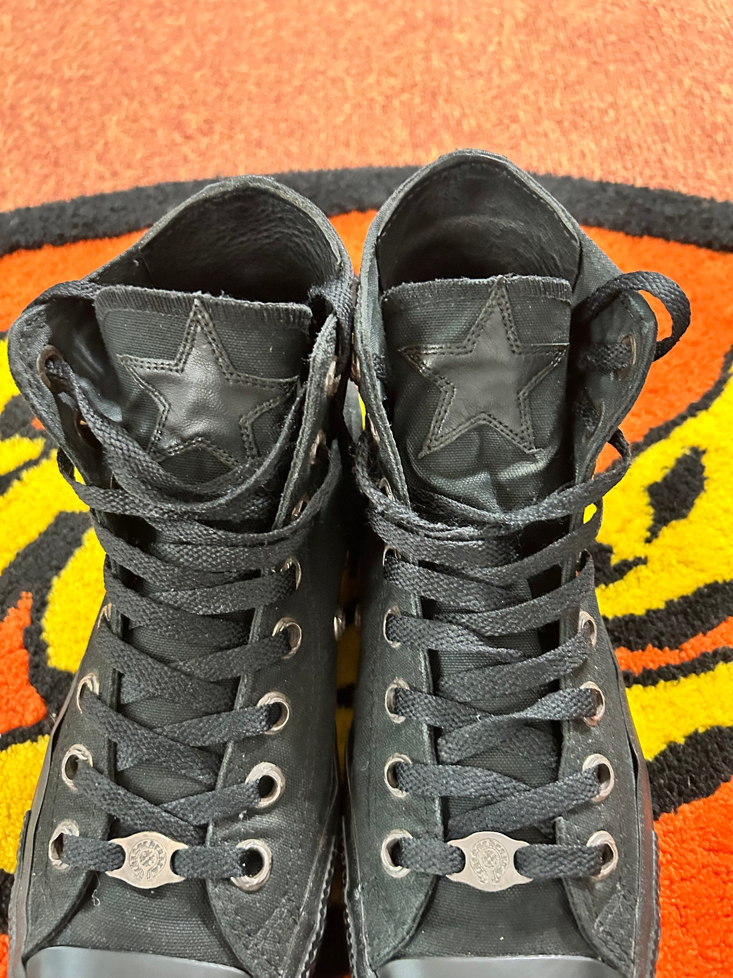Chrome Hearts Black Star
Patch Converse