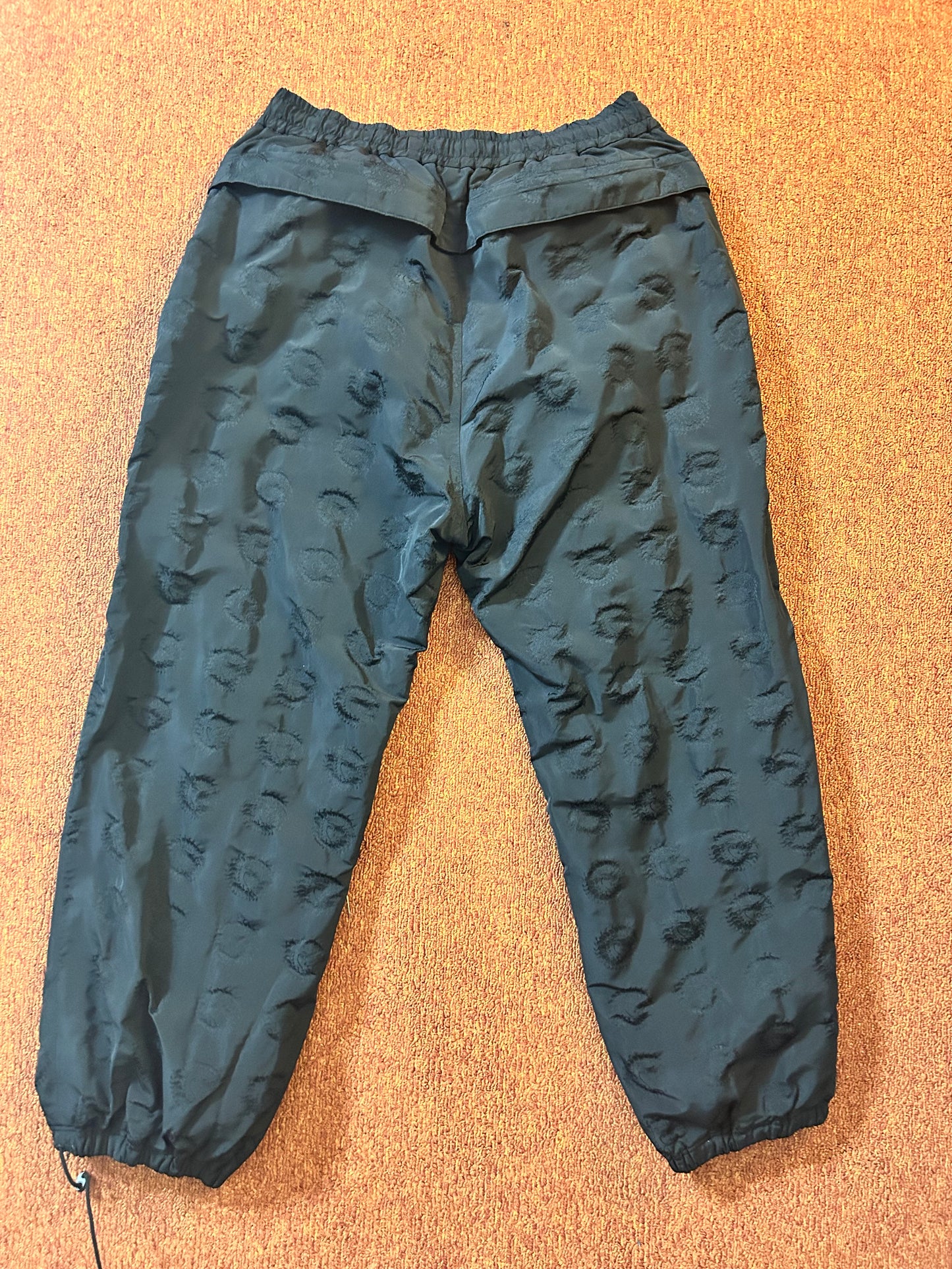 Undercover Fallen Man Centipede Fleece Sweats (Size Medium)