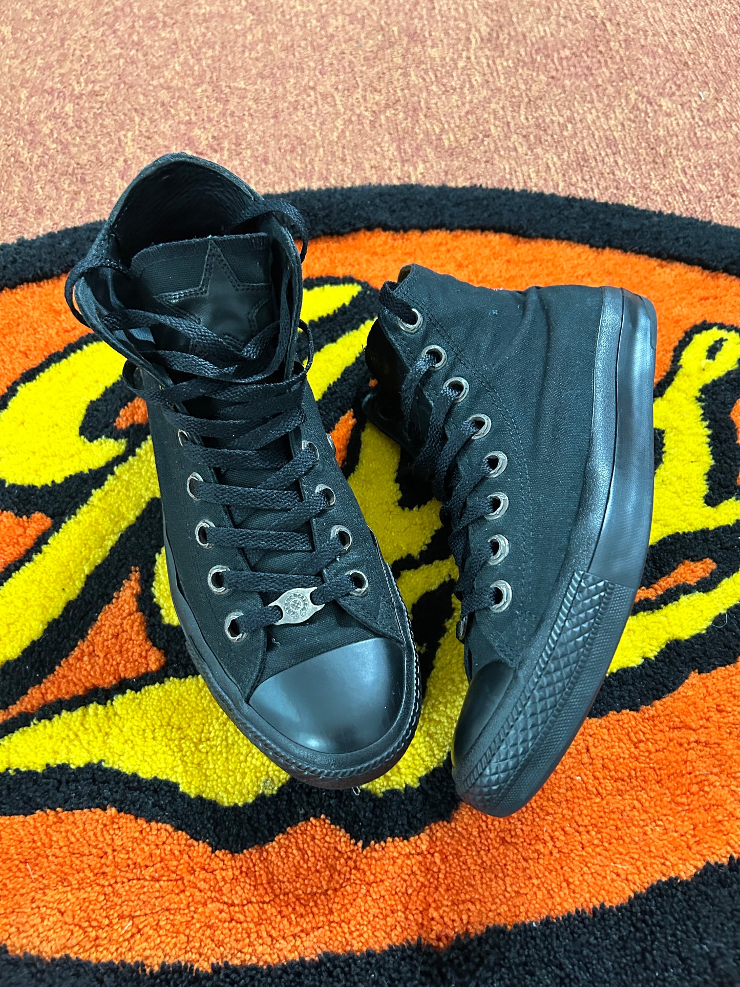 Chrome Hearts Black Star
Patch Converse