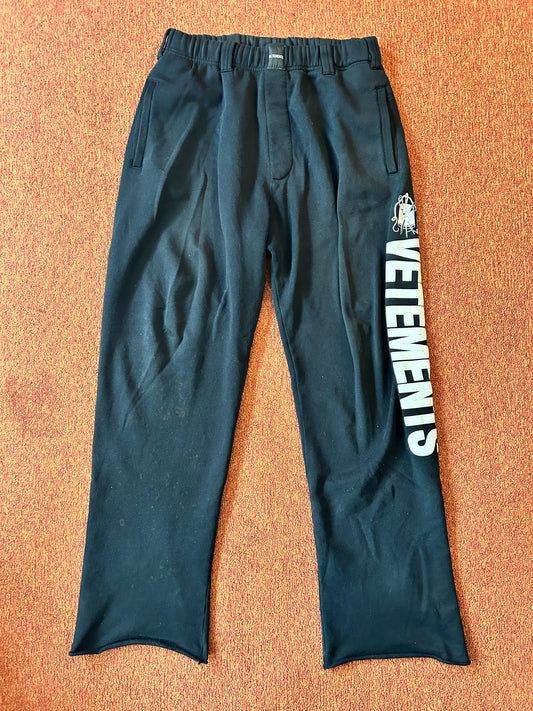 Vetements SS19 Pocket Logo Sweatpants