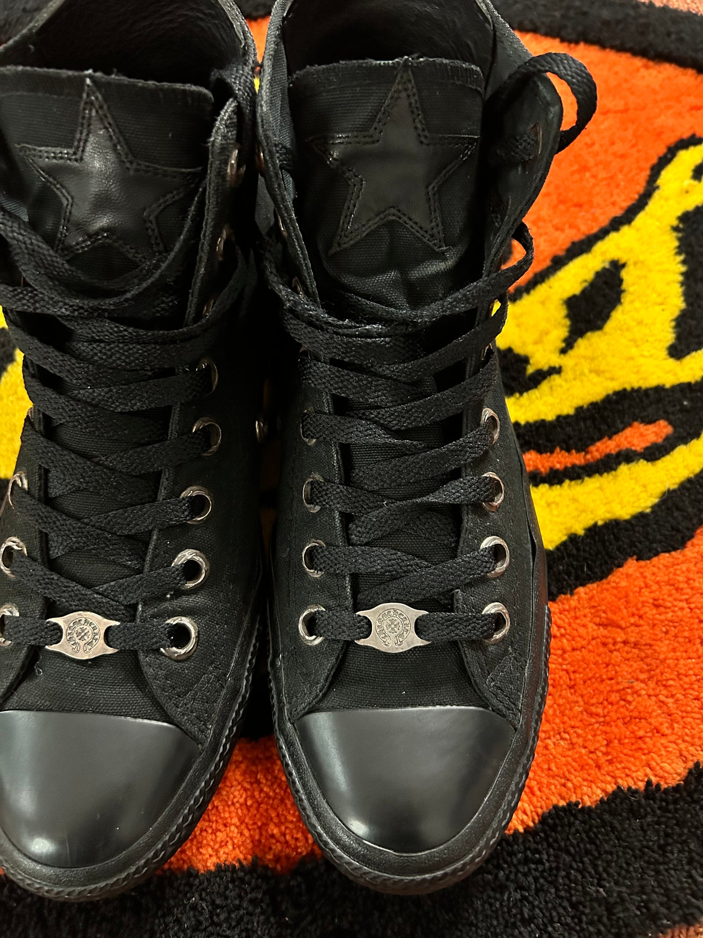 Chrome Hearts Black Star
Patch Converse