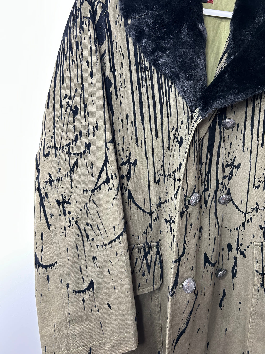 Jean Paul Gaultier AW1998
Blood Drip Coat