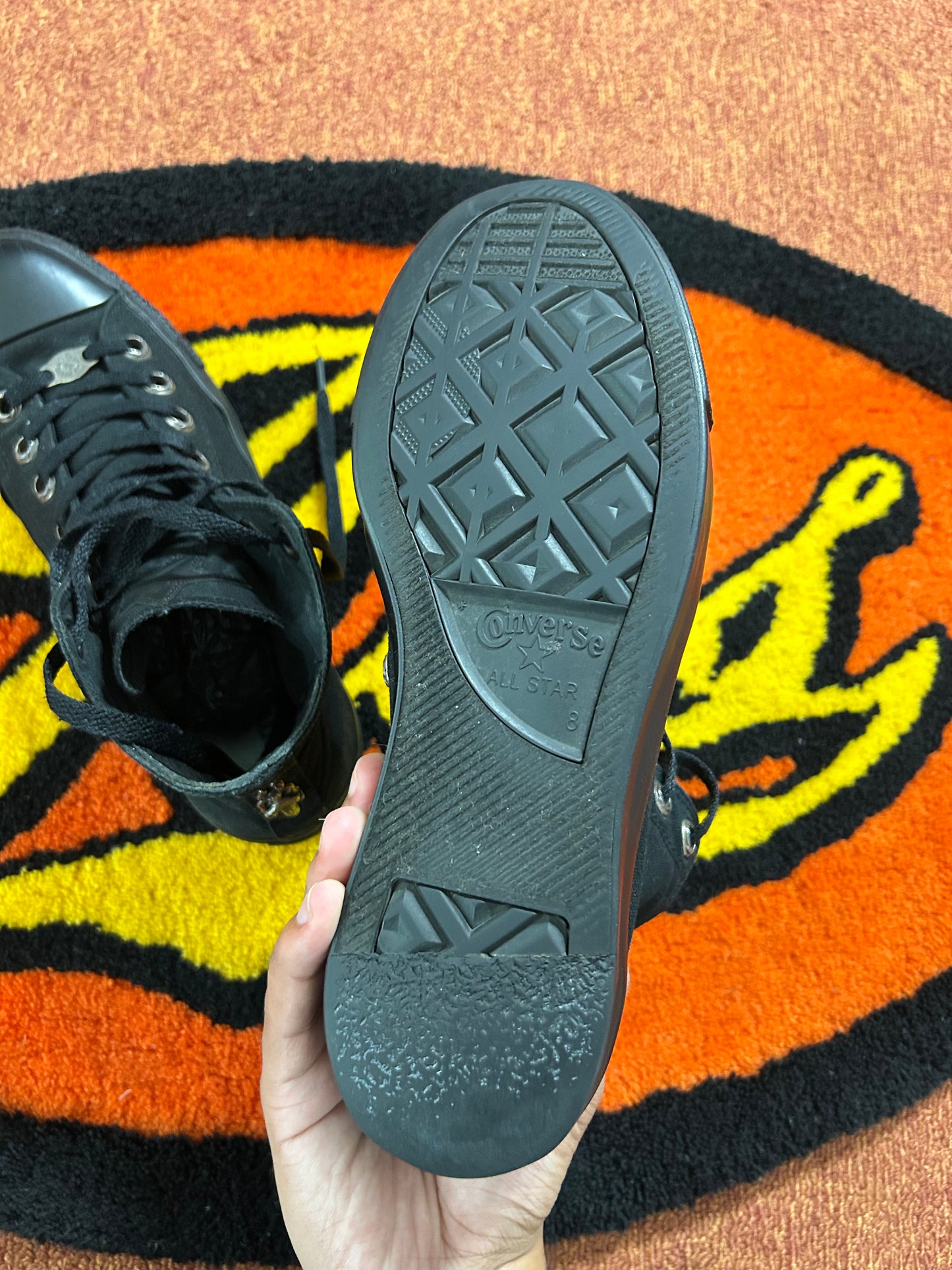 Chrome Hearts Black Star
Patch Converse