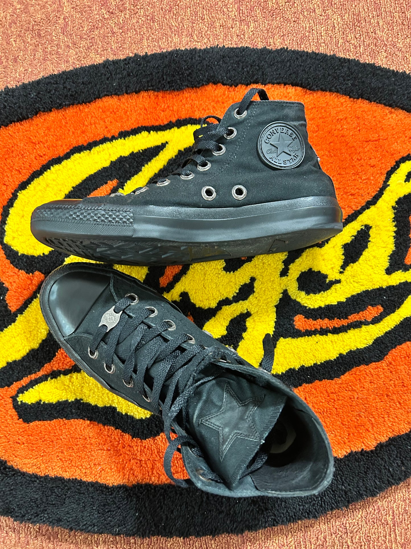 Chrome Hearts Black Star
Patch Converse